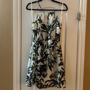 Le Chateau dress size S